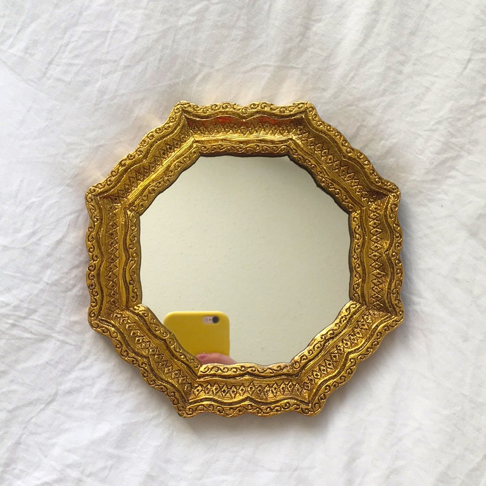 🪞✨Oriental Mirror Faux Gold Small Wall Decor Etched Beautiful Victorian Style✨